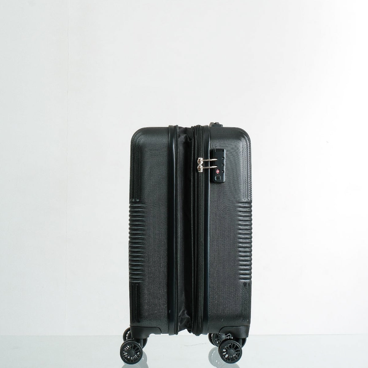 Mala de Bordo 10kg em ABS Expansível Cuiabá