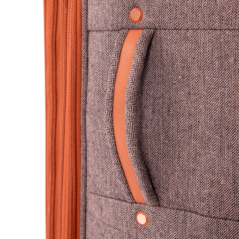 Mala de Viagem 23 kg em Tecido com Detalhes em Couro Royale