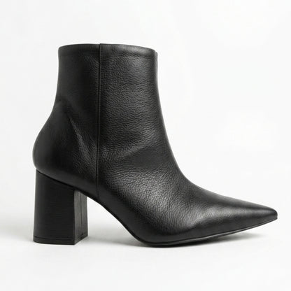 Bota Bellagio Couro Cano Baixo Bico Fico