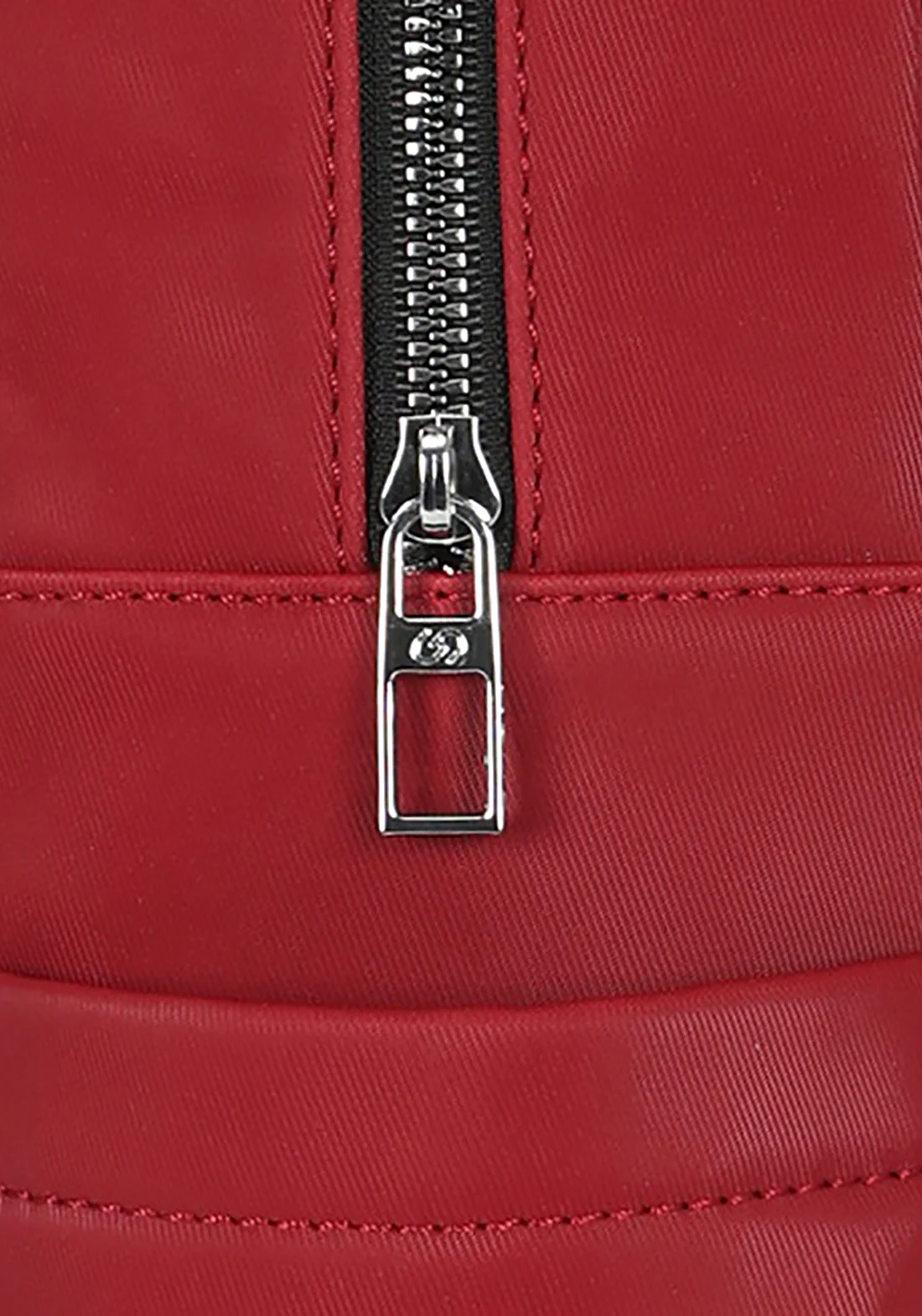 Mochila Feminina Executiva com Compartimento para Notebook Gash
