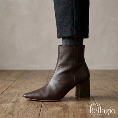 Bota Bellagio Couro Cano Baixo Bico Fico