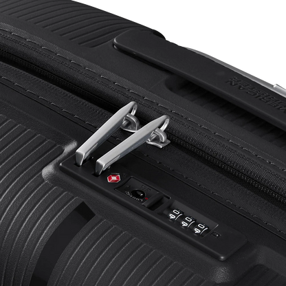 Kit Mala Starvibe + Frasqueira Starvibe American Tourister
